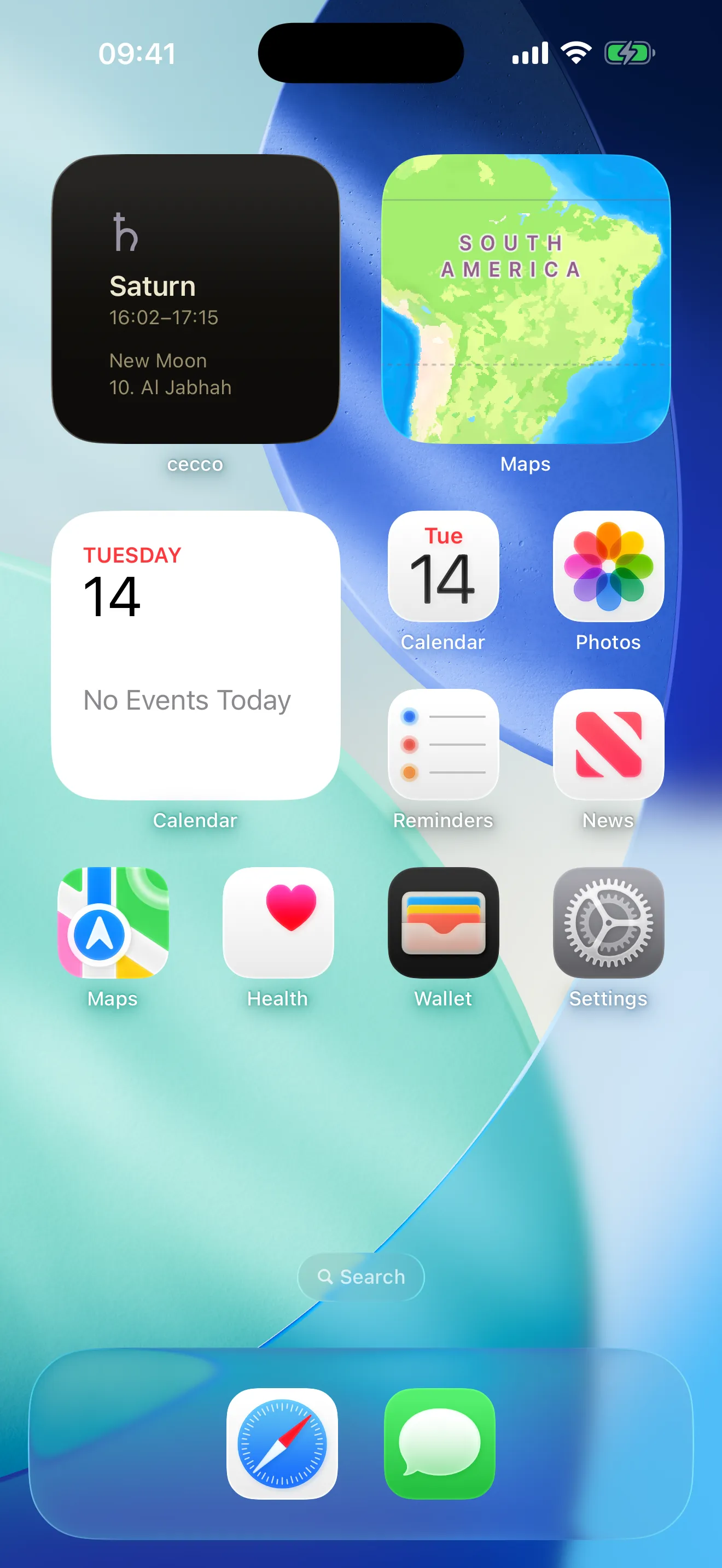 cecco's home-screen widget: the planetary hour of Saturn with its clock range, the moon phase, and the lunar mansion, at a glance